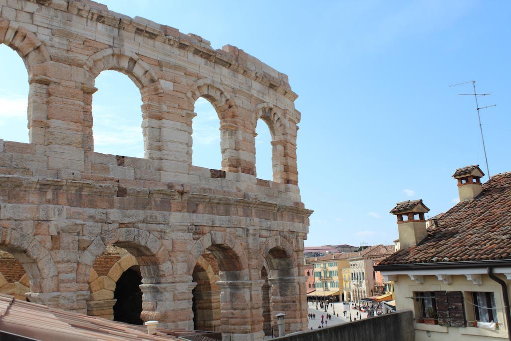 La Terrazza Sull'Arena Apartment Verona Bilik gambar